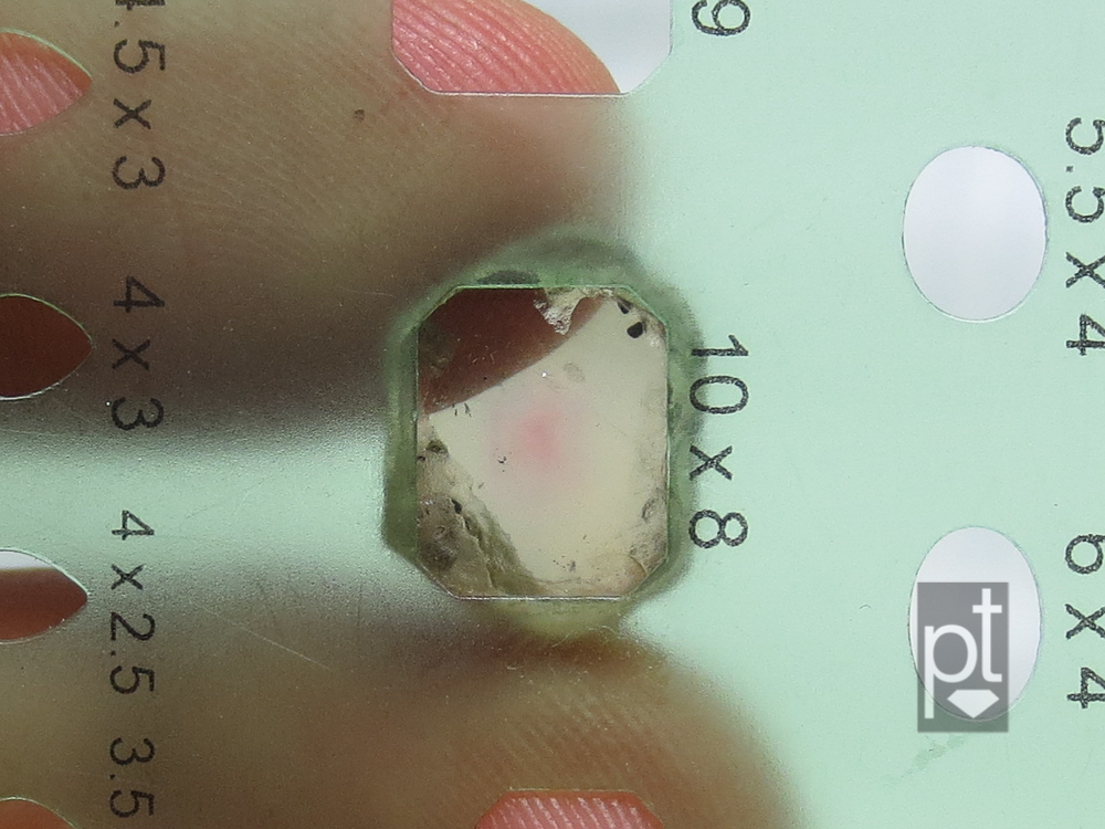 MT Yellow/Pink Sapphire Rough with template