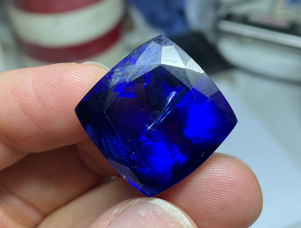 80ct square cushion tanzanite with heat fractures